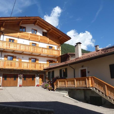 Casa Dorich Pozza di Fassa Exterior foto
